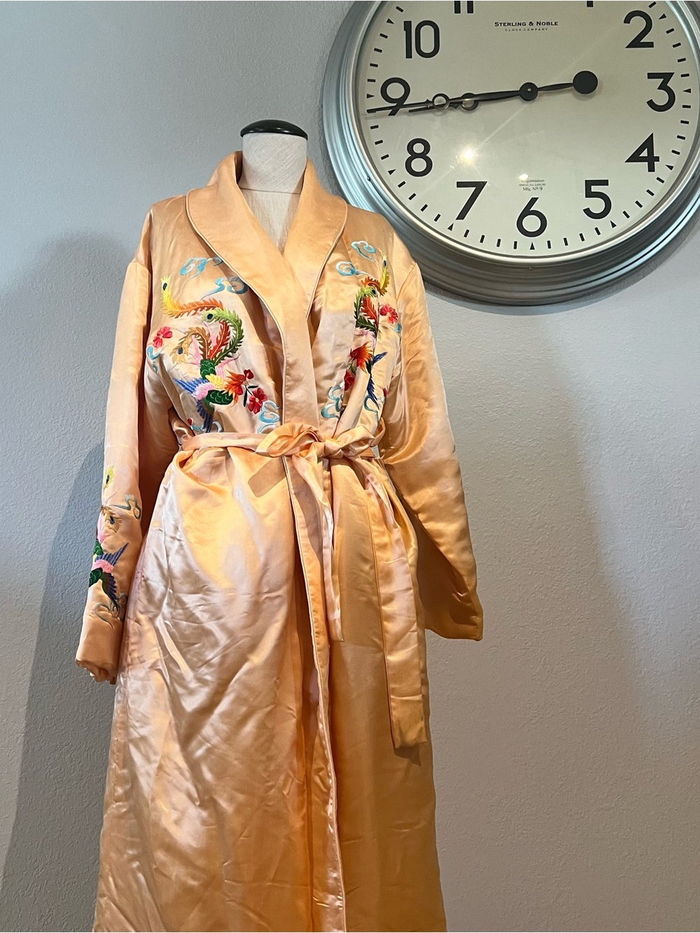 Vintage Peach Satin Embroidered Kimono Robe with Multicolor Floral Motif